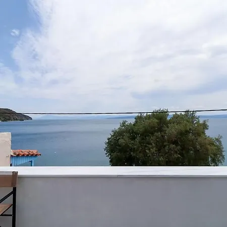 κοράλι, μεζονέτα στην παραλία λίμνης *