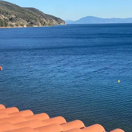 Casa vacanze κοράλι, μεζονέτα στην παραλία λίμνης