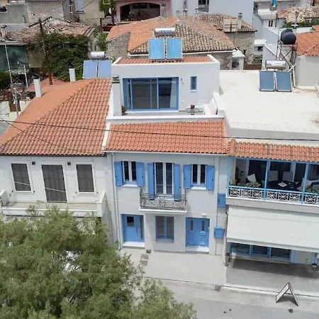 κοράλι, μεζονέτα στην παραλία λίμνης *