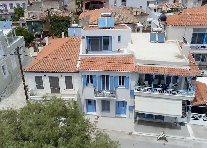 κοράλι, μεζονέτα στην παραλία λίμνης *